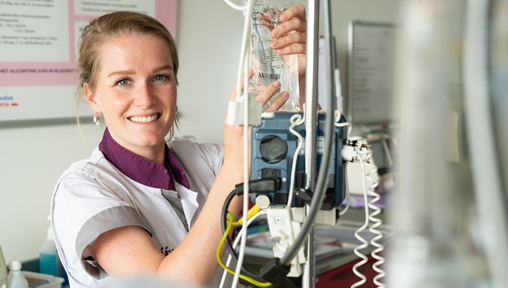 Bo van der Poel, Gespecialiseerd Verpleegkundige