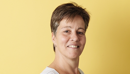 Karin, Medisch ondersteunend