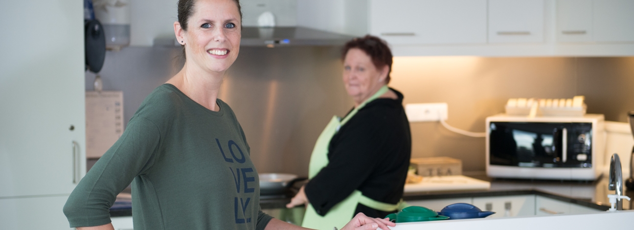 Vrijwilliger activiteitenaanbod bewoners verpleeghuis Leythenrode